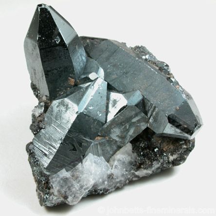 body. Healing Rocks, Hematite Crystal, Hematite Stone, Pretty Rocks, Beautiful Rocks, Minerals And Gemstones, Rocks And Gems, Mental Clarity, Energy Crystals