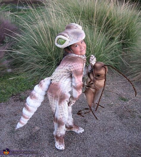 GeCkO TrEAt Costume - Halloween Costume Contest via @costumeworks Animal Costume Ideas, Gecko Costume, Geek Outfit, Homemade Costumes For Kids, Bruh Girl, Leopard Costume, Homemade Costume, Costume Works, Costume For Kids