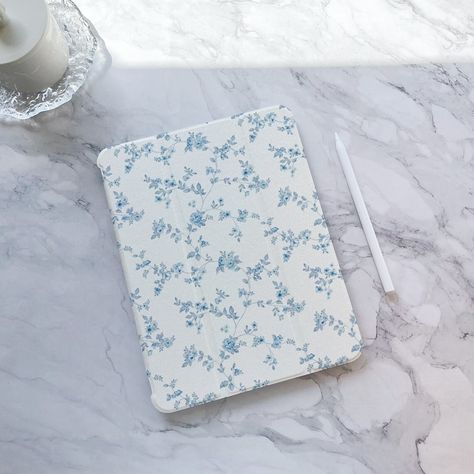 Pretty Flowers on Light Blue Floral iPad Case iPad Air 5 iPad - Etsy Cute Ipad Cases, Cute Stationary School Supplies, Ipad Air 5, Ipad Mini 6, Ipad Air Case, Ipad Accessories, Ipad Pro Case, Case Ipad, Ipad Cover