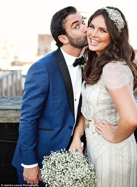 Candice Huffine married her husband Matt Powers in October 2011 in Brooklyn, New York Candice Huffine, Pirelli Calendar, Italian Vogue, Curvy Wedding, Anniversary Dress, Carine Roitfeld, Gatsby Wedding, Curvy Model, Curvy Plus Size