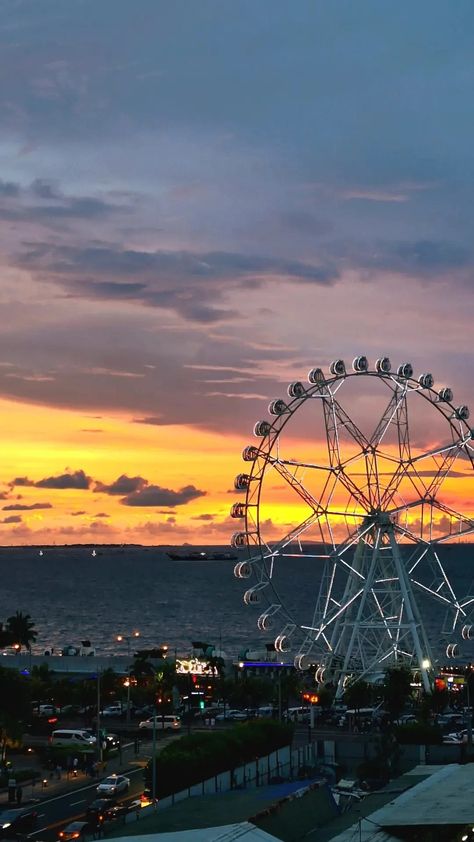 Sunset In Manila, Phillipines Travel, Sky Clouds Aesthetic, Sm Megamall, Philippines Cities, Mall Of Asia, Sunset Horizon, Sm Mall Of Asia, Clouds Aesthetic