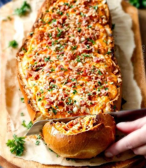 13 Delectable French Bread Recipes | Homemade Recipes | http://homemaderecipes.com/13-french-bread-recipes/ Fingerfood Recipes, Baked Buffalo Chicken Dip, Sandwich Vegetarian, Football Party Foods, Chicken Dip Recipe, French Bread Recipe, Bowl Party Food, Carlsbad Cravings, Crowd Pleasing Appetizers