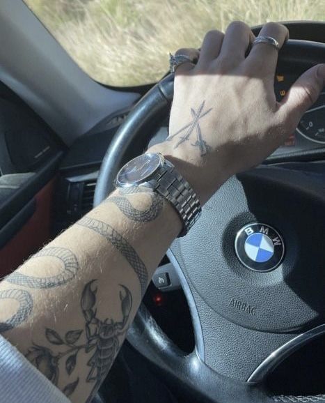 Hacker Aesthetic, Vinnie Hacker, Boy Tattoos, Future Boyfriend, Book Aesthetic, Hand Tattoos, Tattoos For Guys, Tatting, The Story