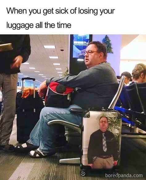 30 Funny Memes People That Travel Will Relate To Lost Luggage, Airport Photos, Travel Humor, Memes Humor, Best Funny Pictures, Funny Photos, I Laughed, Are You Happy, Funny Jokes