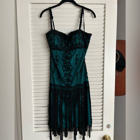 Black & Teal Beaded Sue Wong Dress. Size 10. Nwt But Has Been Living In My Closet Without A Garment Bag Since Like 2006. Oops. Has Some Damaged Spots In The Beadwork (See Photos). A Night In Rio Theme Dress, Whimsigoth Prom Dress, Grate Gatsby, Teal Clothes, Goth Prom Dress, Sue Wong Dress, Goth Prom, Teal Outfits, Y2k Dresses