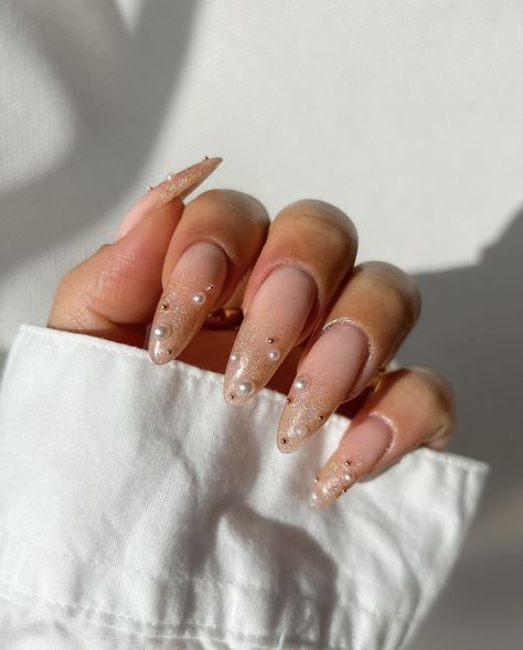 Fall Almond Nails Ideas, Bejeweled Nails, Almond Nails Ideas, Fall Almond Nails, Kawaii Nails, Bridal Nails, Dream Nails, Fire Nails, Classy Nails