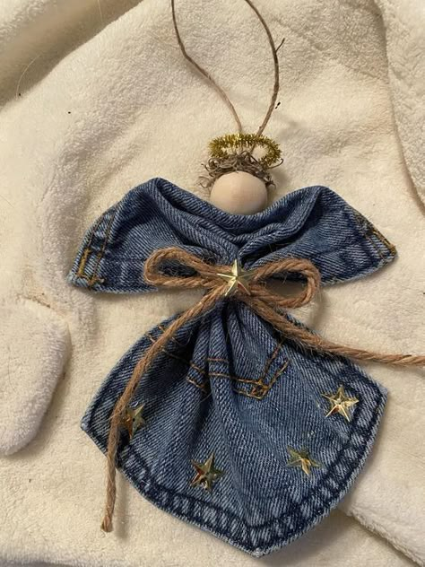 Christmas Angel Ornaments Handmade, Pocket Angels, Angel Ornaments Diy, Diy Angel Ornaments, Christmas Angel Crafts, Diy Angels, Pocket Craft, Bathroom Ideas Decor, Jeans Crafts