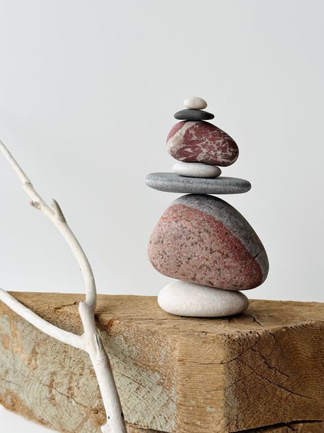 Japanese Zen Aesthetic, Zen Room Decor Ideas, Zen Room Decor, Zen Aesthetic, Balanced Rock, Zen Rock, Zen Room, Rock Sculpture, Japanese Zen