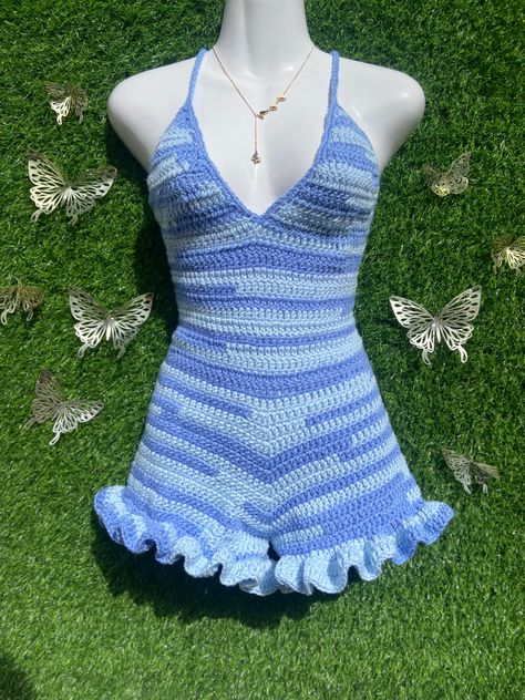 Crop Top Ideas, Instagram Baddies, Crochet Romper, Crochet Crop Top Pattern, Mode Crochet, Romper Pattern, Crochet Business, Crochet Design Pattern, Crochet Clothing And Accessories