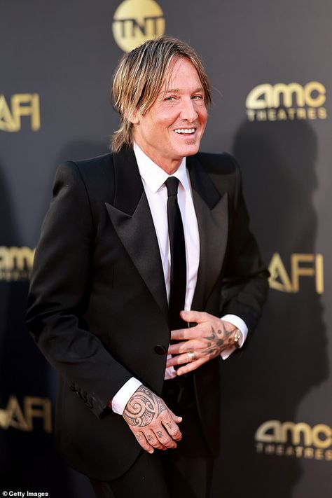 Keith Urban announces his third Las Vegas residency Keith Urban Photos, Keith Urban Tattoo, Blake Shelton The Voice, Rockstar Tattoo, Bill Hudson, Aha Band, Vegas Residency, Steve Burton, Ariana Madix