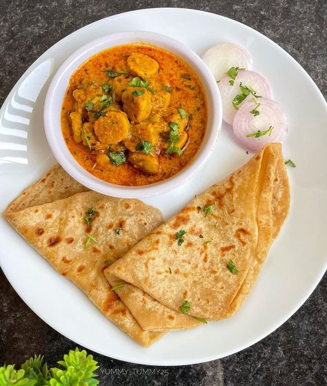 Lunch Time Images, Rajasthani Khana, Lunch Indian, Sambhar Recipe, Afghan Food, Lunch Recipes Indian, Appetizer Board, Friend Dates, Afghan Food Recipes