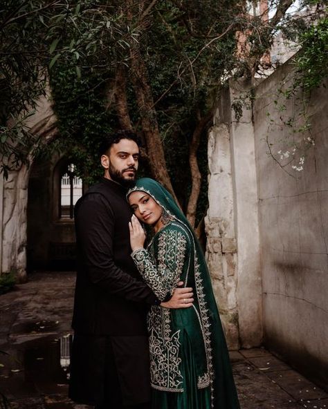 Desi Nikkah, Green Nikkah, White Nikkah Dress, Emerald Green Wedding Theme, Nikkah Outfit, The Colour Green, Dark Green Wedding, Bride Suit, Green Wedding Inspiration