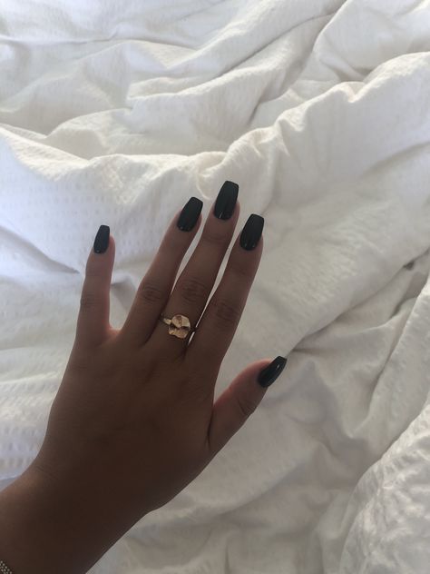 Black Sns Nails, Nails Tattoo, Sns Nails, Nail Tattoo, Nail Design, Nail Inspo, Sapphire Ring, Nail Designs, Sapphire