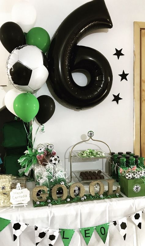 Simple Soccer Party Decorations, Soccer Birthday Table Decor, Soccer Party Table Decor, Soccer Dessert Table, Soccer Bday Party Ideas, Soccer Birthday Favors, Soccer Party Theme, Soccer Birthday Theme, Soccer Birthday Party Ideas