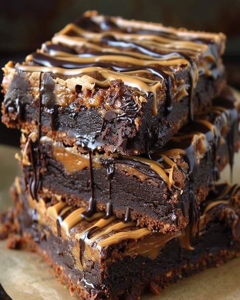 Simple and Delicious Meals | Fudgy Peanut Butter Brownies 😋🍫🥜 | Facebook Pecan Carrot Cake, Heavenly Dessert Recipe, Banana Walnut Cake, Peanut Butter Brownies Recipe, Cheesecake Cookies Recipes, Brownies Ingredients, Lemon Cupcake Recipe, Best Brownie Recipe, Banana Pudding Cheesecake