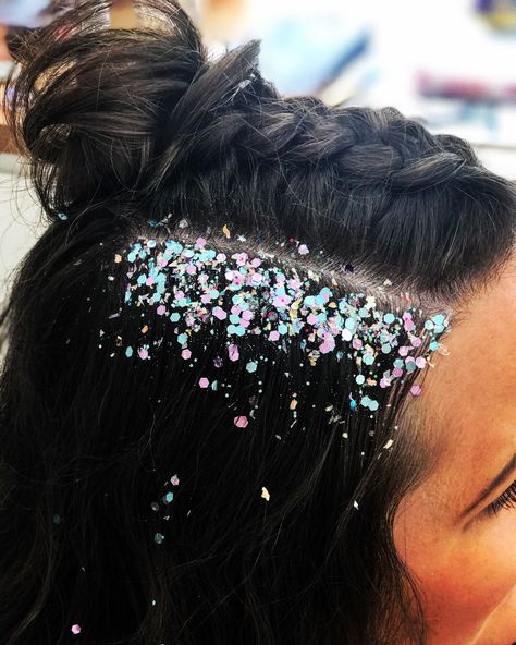 Hair by Zoe Harrison #glitter #festivalhair #messybun #braid #halfup #waves Glitter Middle Part Hair, Glitter Part Hair, Bubble Braids With Glitter, Glitter In Part Of Hair, Glitter Hair Part, Glitter In Hair Part, Gliter Bar Stand, Hairstyles Glitter, Rave Hair Glitter