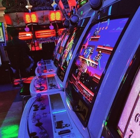 Arcadecore Aesthetic, Arcade Retro, Billy Kid, Catty Noir, New Retro Wave, 80s Vibes, 80s Aesthetic, Retro Arcade, First Down