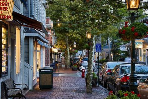 Edgartown Massachusetts, New England Aesthetic, Small Towns Usa, New England Road Trip, New England States, Small Town Life, New England Fall, New England Travel, City Street