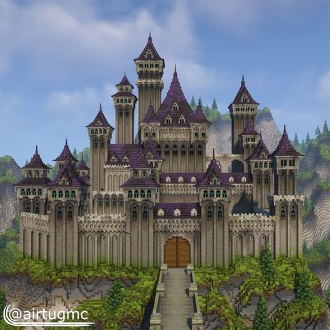 Castle Doors Minecraft, Gothic Minecraft Castle, Castle Minecraft Blueprints, Pirate Minecraft, Minecraft Palace, Minecraft Medieval Castle, Minecraft Castle Blueprints, Castle Inspiration, Minecraft Castle Designs