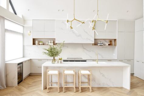 Timber Benchtop, Key Kitchen, Navy Kitchen, Curved Bench, Bright Kitchens, Stunning Kitchens, Kitchen Color, Kitchen Trends, White Cabinets