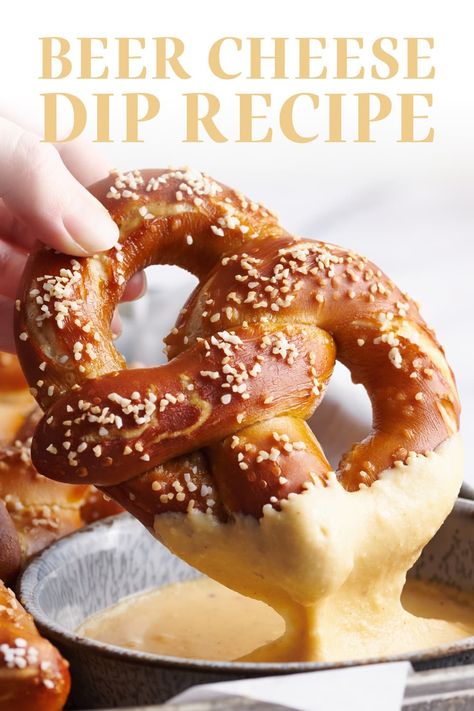 You only need less than 10 minutes to make the best Beer Cheese Dip! This easy beer cheese sauce pairs perfectly with your favorite pretzel recipe. Perfect cheesy appetizer for serving a crowd on game day! #beercheese Essen, Easy Beer Cheese, Ultimate Cookie Recipe, Beer Cheese Recipe, Beer Cheese Dip Recipe, Beer Cheese Sauce, Pretzel Recipe, Cheese Dip Recipe, Cheesy Appetizer