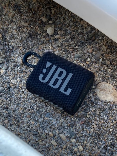 Jbl Speakers Aesthetic, Jbl Bluetooth Speaker, Jbl Speakers Bluetooth, Jbl Bluetooth, Small Speaker, Waterproof Wallpaper, Portable Bluetooth Speakers, Speaker Bluetooth, Small Speakers