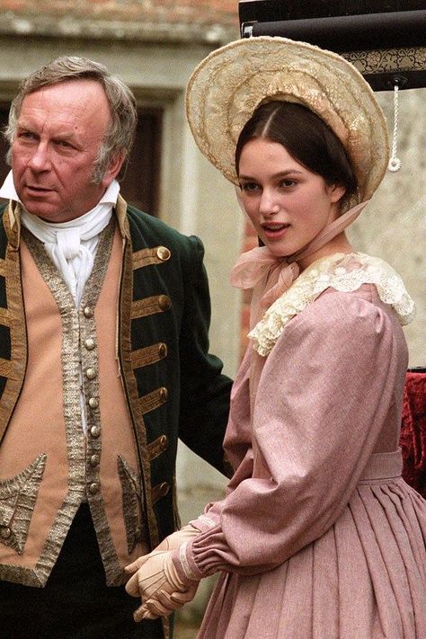 Kiera Knightley in Oliver Twist miniseries Oliver Costumes, Crinoline Dress, Best Actress Oscar, Bend It Like Beckham, Keira Knightly, Historical Movies, Period Movies, Oliver Twist, Historical Period