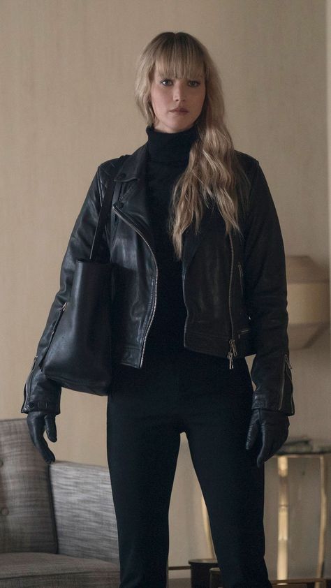 Dominika Egorova, Jennifer Lawrence Movies, Jennifer Lawrence Style, Red Sparrow, Wallpapers Images, Movie Wallpapers, All Black Outfit, Jennifer Lawrence, Black Leather Jacket