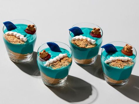 Shark Pudding Cups, Shark Treats, Shark Ice Cream, Delicious Miss Brown Recipes, Shark Week Food, Miss Brown Recipes, Shark Week Recipes, Pudding Cup Recipes, Shark Week Party