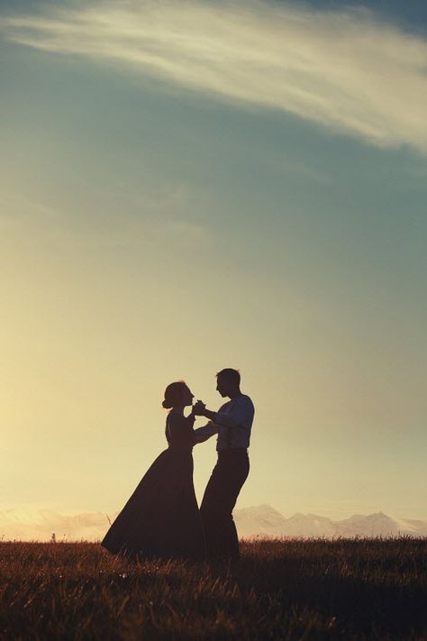 Couples Dancing Silhouette Romantic, Couple Ballroom Dancing Aesthetic, Man Dancing With Woman, Slow Dancing Silhouette, Silhouette Of A Couple, Couples Dancing Poses, Man Spinning Woman Dancing, Two People Dancing Silhouette, People Slow Dancing Reference