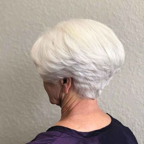 Short Wedge Hairstyles, Short Wedge Haircut, Wedge Haircut, Short White Hair, Short Sassy Haircuts, Wedge Hairstyles, Thick Hair Cuts, Bob Haircuts For Women, Short Hair Haircuts