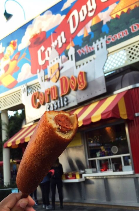 Hot Link Corn Dog from Corn Dog Castle Disneyland California Food, Dog Castle, Disneyland And California Adventure, Best Disneyland Food, Disneyland Snacks, Hot Link, Disneyland Anaheim, Disney Desserts, Disneyland Birthday