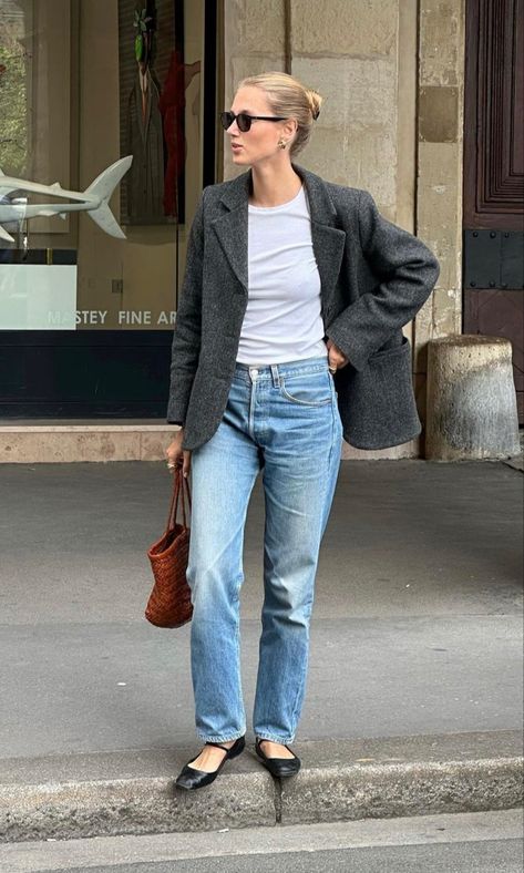 Cecilie Moosgaard, Ny Outfits, Professional Wardrobe, Outfit Inspo Fall, Basic Outfits, New Wardrobe, Outfit Idea, Jacket Outfits, Autumn Winter Fashion