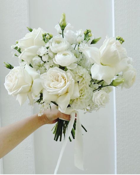 Blush Pink And Cream Bridal Bouquet, Peonies Bridal Bouquet White, White Florals With Greenery Wedding, Rustic Wedding White Flowers, Full White Bouquet, White Bouquet Wedding Simple, Expensive Wedding Bouquet, Bridesmaid Bouquet All White, White Peonies And Eucalyptus Bouquet