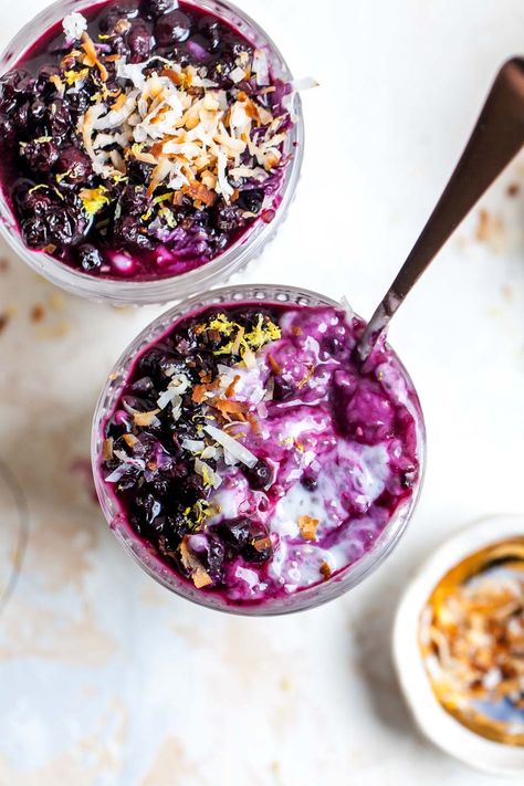 Summery Foods, Chia Pudding Coconut Milk, Coconut Milk Chia Pudding, Chia Seed Breakfast Pudding, Chia Seed Breakfast, Breakfast Pudding, Chia Recipes, Raw Treats, Jar Meals