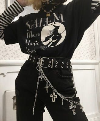 Grunge Diy, Grunge Style Outfits, E Girl Style, E Girl Clothes, Mode Ulzzang, Egirl Fashion, E Girl Outfits, Egirl Outfits, Mode Chanel