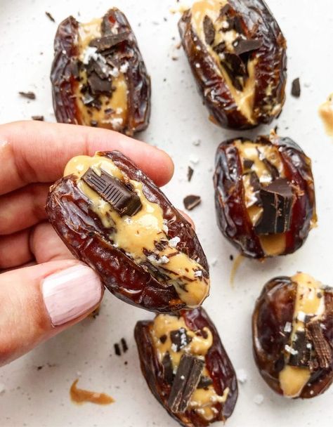 Dates With Peanut Butter, Date Recipes Desserts, Peanut Butter Dark Chocolate, Dates Stuffed, Chewy Caramel, Stuffed Dates, Peanut Butter And Chocolate, Date Recipes, Medjool Dates