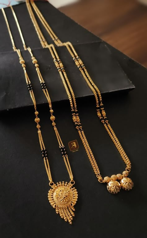 New Long Mangalsutra Designs Gold, Long Gantan Design Gold, मंगळसूत्र Design Long, Long Chain Mangalsutra Designs, Mini Gantan Design Gold, Ganthan Design Gold Long New, Long Gold Mangalsutra Designs Indian, Long Ghantan Design Gold, Mangalya Chain Design