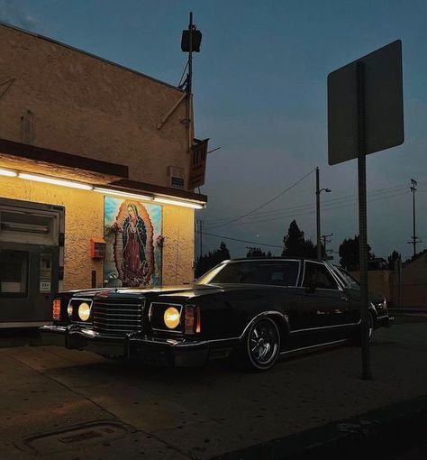 (53) cartierre en Tumblr Mexican Rock Aesthetic, Low Riders Aesthetic, Mexican Asthetic Picture, Dark Mexican Aesthetic, Virgencita Aesthetic, Low Rider Aesthetic Wallpaper, Low Rider Aesthetic, Lowriders Aesthetic, Lowrider Aesthetic