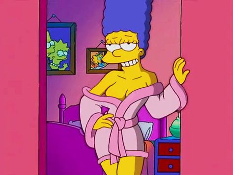 Marge Simpson Meme, Marge Simpsons Aesthetic, March Simpson, Marge Simpsons, Good Morning Usa, Lois Griffin, Cartoon Mom, Simpsons Drawings, Marge Simpson