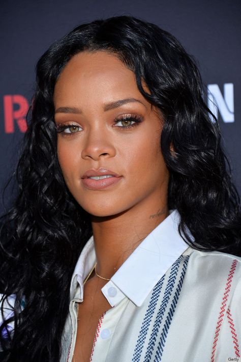 rihanna Wavy Wet Hair, Wet Hairstyles, Wet Hair Look, Black Curls, Transitioning Hairstyles, Burgundy Hair, Relaxed Hair, Short Natural Hair Styles, Hair Curly