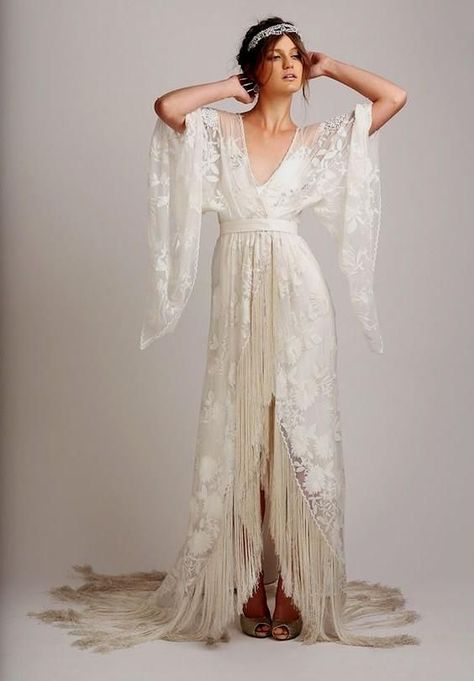 Fringe Wedding Dress, Wedding Dresses Vintage Bohemian, Boho Style Wedding Dress, Wedding Dresses Hippie, Unconventional Wedding Dress, Hippie Wedding, Boho Style Wedding, Country Wedding Dresses, Blue Wedding Dresses