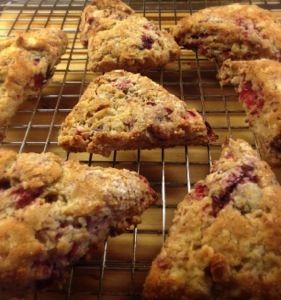 Cranberry Sauce Scones – noodlecork Cranberry White Chocolate Scones, Leftover Cranberry Sauce Recipe, Cranberry Sauce Muffins, Ginger Scones, White Chocolate Scones, Sour Cream Scones, Rhubarb Scones, Cranberry White Chocolate, Cranberry Scones