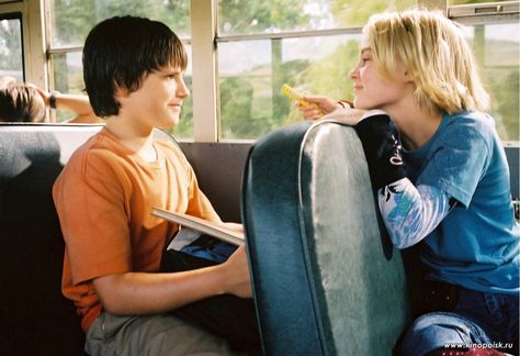 Bridge To Terabithia - Josh Hutcherson + AnnaSophia Robb Bridge To Terabithia 2007, Photo Bridge, Bridge To Terabithia, Josh Hutcherson, Artist Quotes, Creative Classroom, Avril Lavigne, 인물 사진, Great Movies