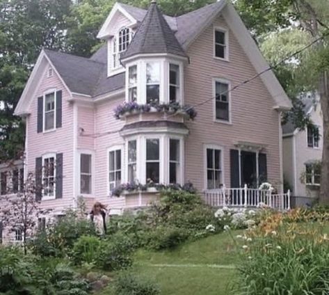 Pink, Flowers, Coquette House, Pink House, Front Yard, Yard, White