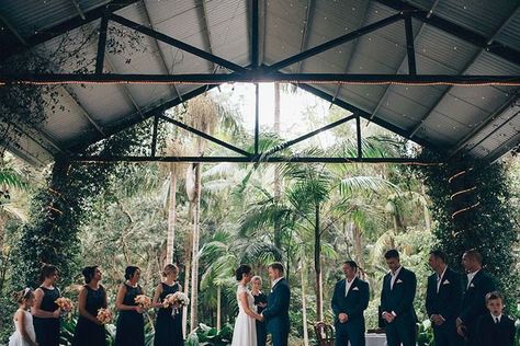 Top 10 rustic wedding venues in Brisbane Wedding Locations Australia, Rustic Wedding Alter, Rustic Wedding Seating, Rustic Wedding Table Decor, Rustic Wedding Ceremony, Rustic Wedding Diy, Rustic Wedding Flowers, Rustic Wedding Venues, Inexpensive Wedding Venues