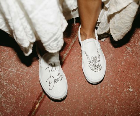 Wedding vans Short To Long Wedding Dress, Wedding Dress With Vans Shoes, Custom Wedding Vans, Bride And Groom Vans, Bride Vans Shoes, Tattoo At Wedding, Wedding Vans Shoes Brides, Engagement Accouncement, Vans Wedding Shoes The Bride