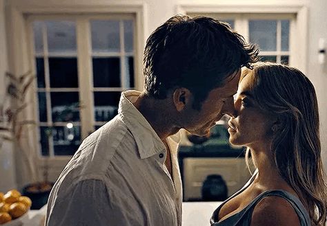 Glen Powell Gif, Anyone But You, Gif Couple, Kiss Gif, Duos Icons, Glen Powell, Best Kisses, Romantic Scenes, Dear Future Husband