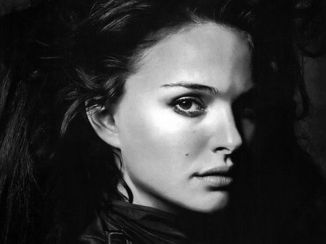 Natalie Portman Black & White Original by conversekid, via Flickr Natalie Portman Movies, Broad Lighting, Herb Ritts, Celebrity Portraits, Natalie Portman, Black And White Portraits, John Galliano, White Photo, Famous Faces