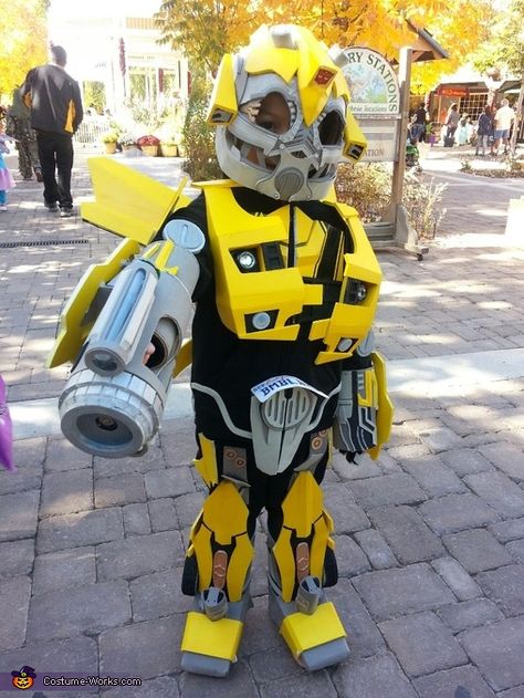 Transformer Bumblebee - 2012 Halloween Costume Contest Bumble Bee Transformer Costume, Bumblebee Halloween, Transformer Bumblebee, Homemade Costumes For Kids, Bumblebee Costume, Transformers Custom, Transformer Costume, Cousin It, Transformer Party